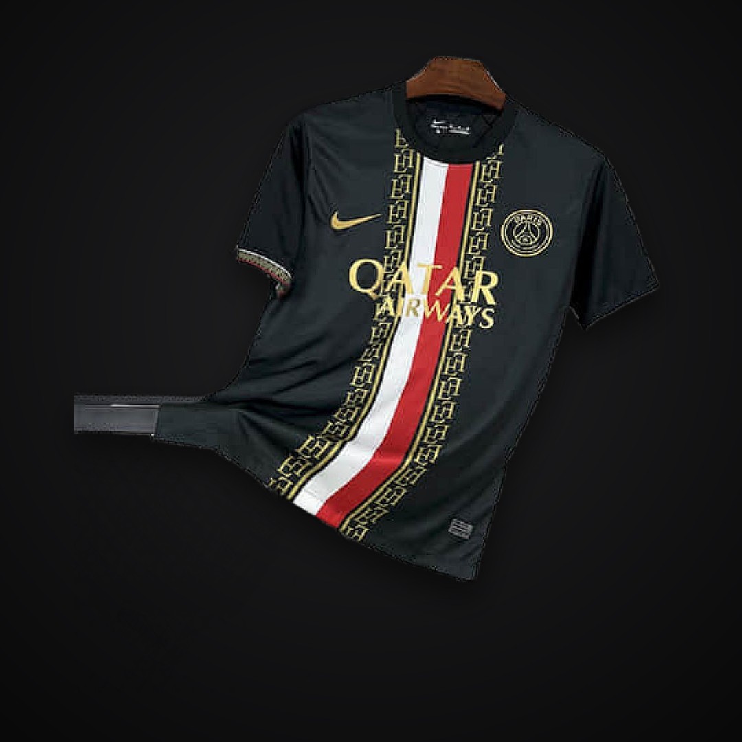 Paris Saint-Germain 2025/26 Black and Gold EditionJersey